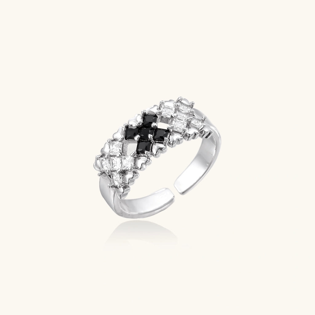 White gold plated adjustable ring with three rows of square zirconia stones in black or pink chevron pattern